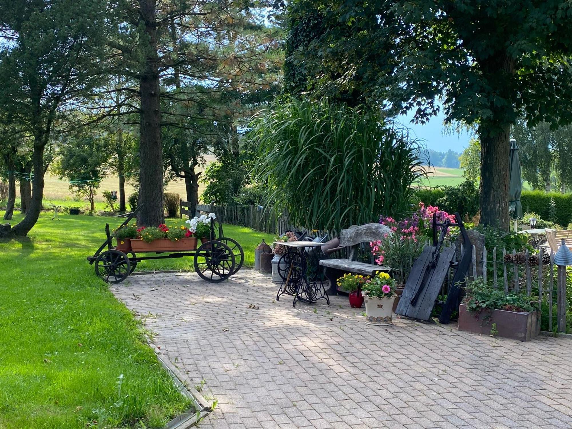 Hotel Olbernhau Mit Sauna - Kleines Landhotel Zur Ofenschenke Dış mekan fotoğraf